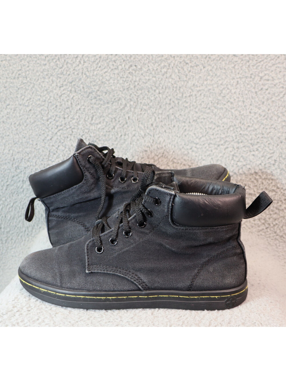 Dr. Martens Maelly Air Wair Bouncing Soles Boots Women sz 8